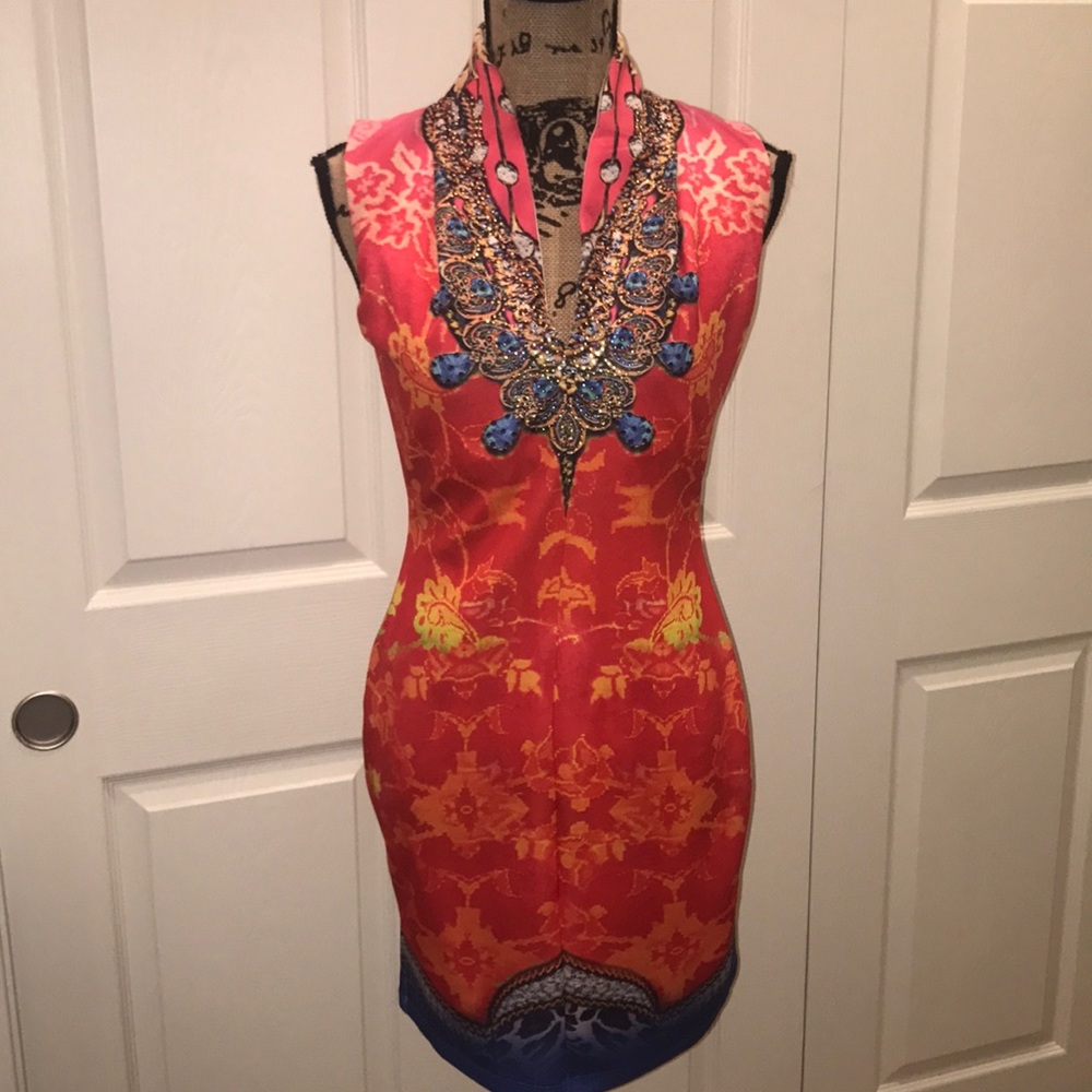 Venus V neck sleeveless mini dress